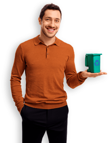 Uomo sorridente con tablet