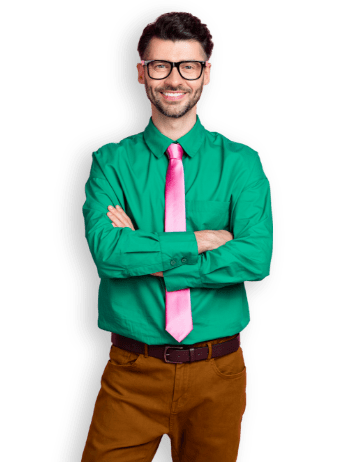 Uomo sorridente con tablet
