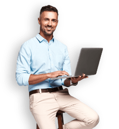 Commercialista con PC usa software business plan