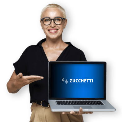 Donna con computer Zucchetti